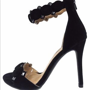 Ankle strap sandal heel